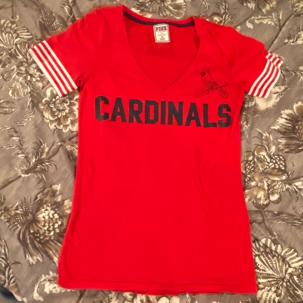 STL Cardinals Victoria Secret Women’s Medium Vneck